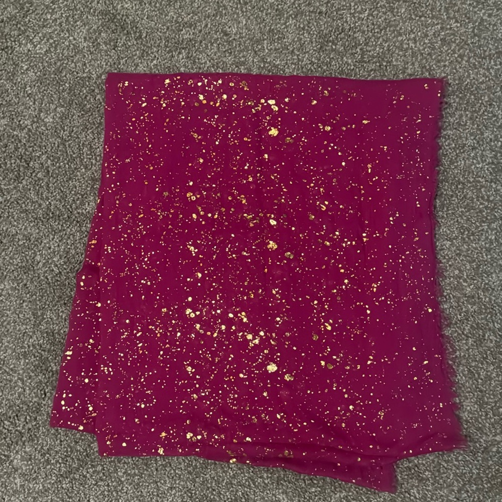 A beautiful fuchsia scarf